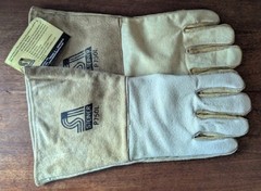 Steiner P750-L Welding Gloves, Gauntlet Cuff, Straight Thumb, Leather, READ