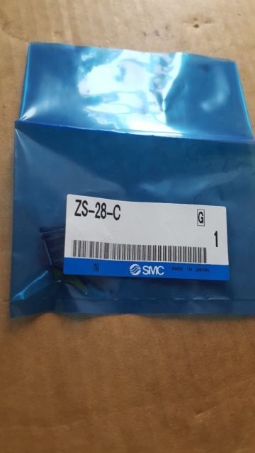 SMC ZS-28-C SENSOR CONNECTOR (BR2.5B4)