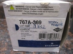 OEM White-Rodgers Emerson Furnace Ignitor 120 volt 60Hz 5.0Amps P/N: 767A-369