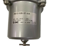 SMC IW Series Filter Regulator IW213-02B-ST-X28 1/4″ port 0.02 to 0.3 Mpa