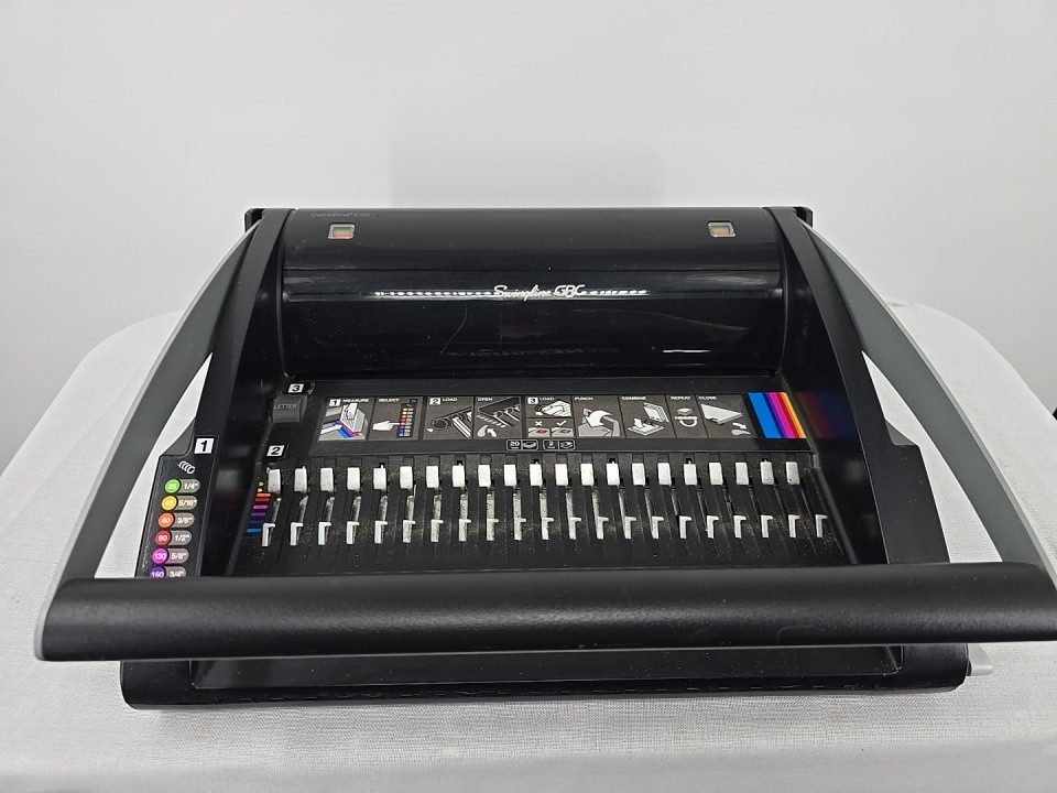 Swingline GBC CombBind C20 Binding Machine 320 Sheet Binding Capacity 20 Sheet P