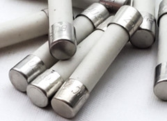 Lot of 10 Bussmann ABC2 250 Volt 2 Amp Ceramic 1/4″ x 1-1/4″ Fast Acting Fuses