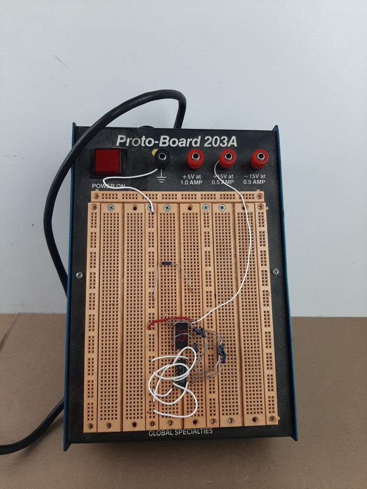 Global Specialties Proto Board 203A Powers On Untested