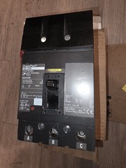 Square D QDA32200 Circuit Breaker