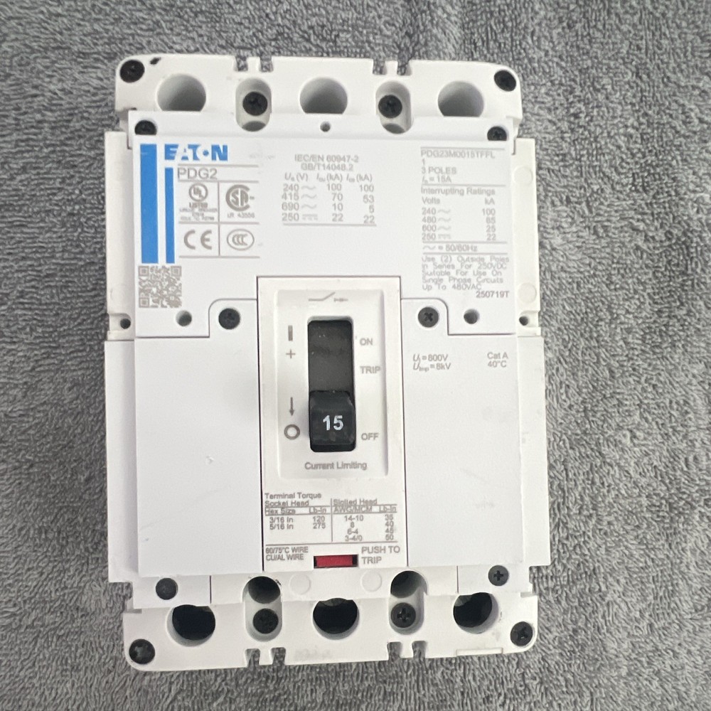 Eaton PDG2 PDG23 PDG23M0015TFFL Circuit Breaker 15A 3-Pole 551-600V