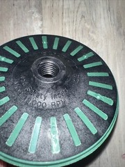 Bristle Disc, 4-1/2 in x 5/8 in-11, 50 Grit, Ceramic, 12000 rpm, Green 3M ™