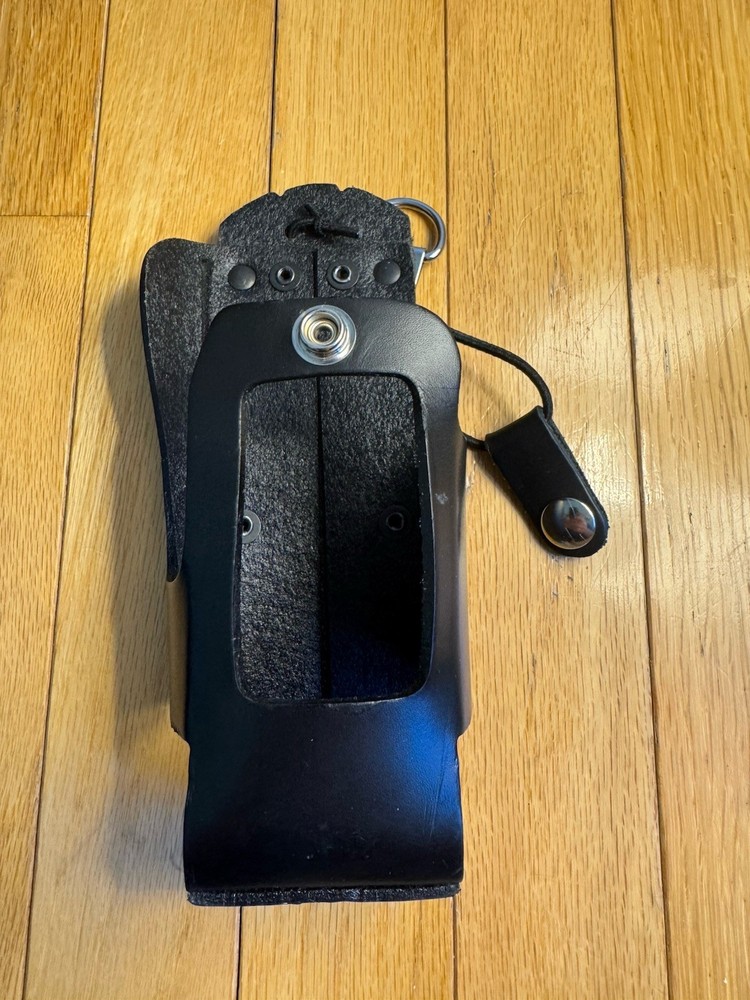 Boston Leather 5480RCHW Motorola XTS 1500, 2500, 5000 Firefighter Radio Holster