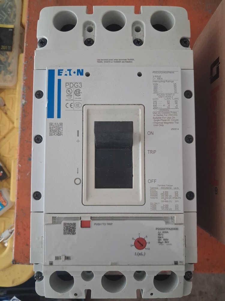 PDG33G0400FNNN – Eaton Power Defense 400A 600VAC 3 Pole Molded Case Circuit