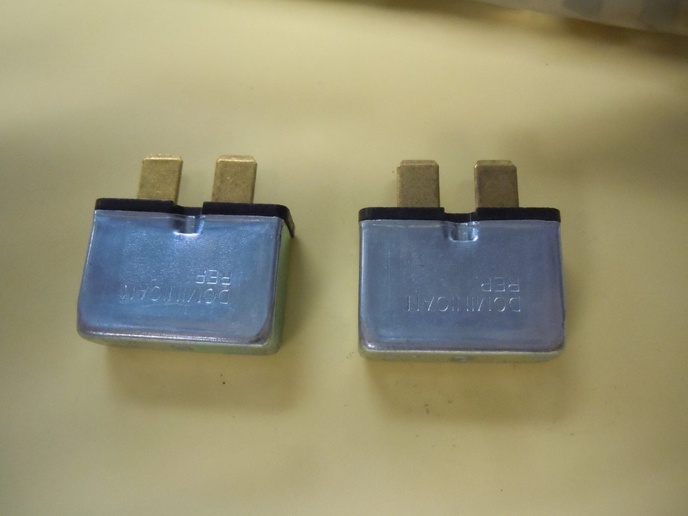 30 Amp CIR (ACB) Specialty Circuit Breaker Lot of 2. – Power windows & locks