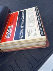 Vintage BRIGGS & STRATTON SERVICE DEALER ENGINE MANUAL TONS OF INFO