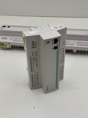 SCHNEIDER ELECTRIC TAC XENTA 301/N/P PROGRAMMABLE CONTROLLER 007300092 XENTA 301