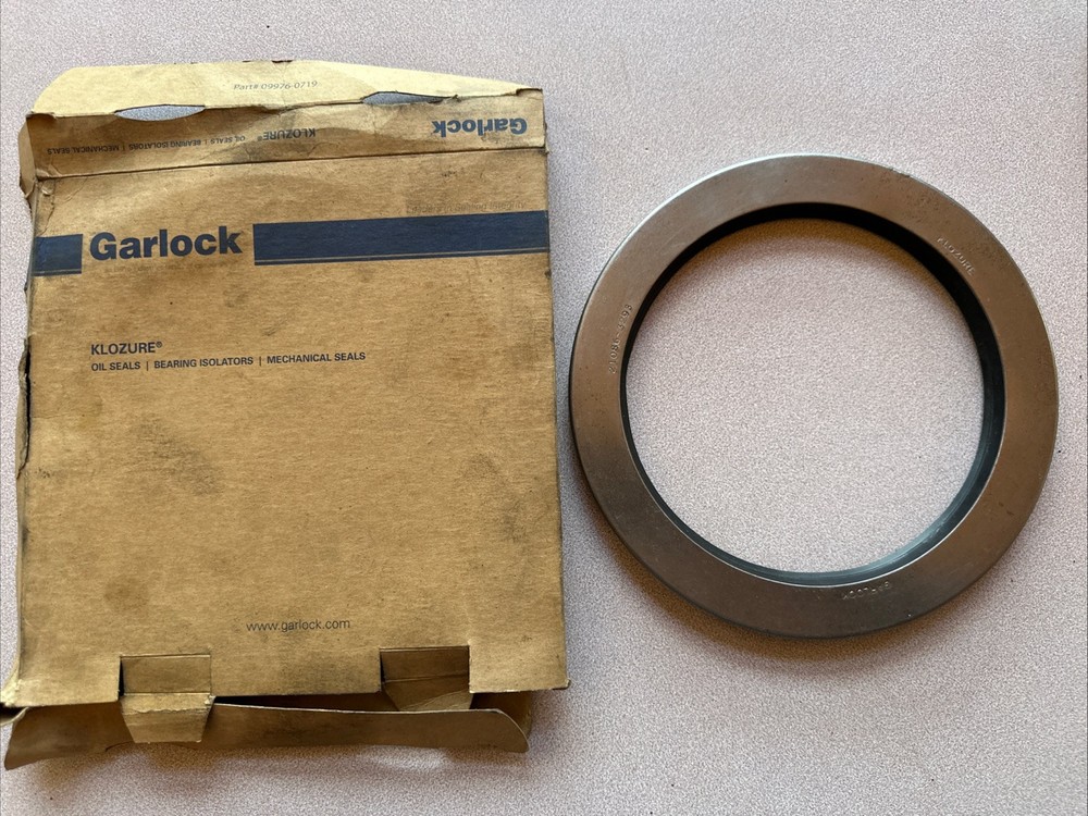 Garlock Klozure 21086-3293 Oil Seal 7.5″OD 5.750” ID NEW ! Free Shipping!