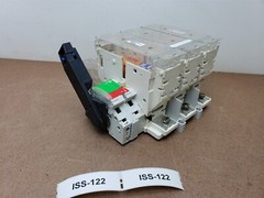 Ferraz FBJ200SO Fuseblock Disconnect J200A 3P Side Handle AJT125 Fuses