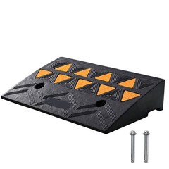 Rubber Curb Ramp 4.25in Rise, 11.8in W x 19.7in L, 33069lb Capacity