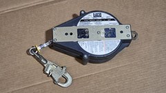 3M DBI-SALA 30 foot self retracting lifeline 3504430 Fall Protector