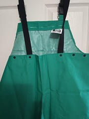 River City Protective Gear Men’s Sz M NEW Green Coveralls Flame Resistant Tested
