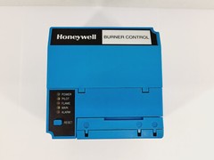 Honeywell RM7895C1012 Burner Controller w/ ST7800A1039 (30s) & R7847A1082