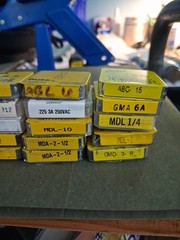 Lot of 25 Tins- Littelfuse, Buss & Autofuse Assorted Glass Fuses #G-01