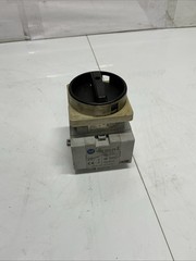 Allen-Bradley 194E-E63-1753 Ser.B Load Switch. Y-011