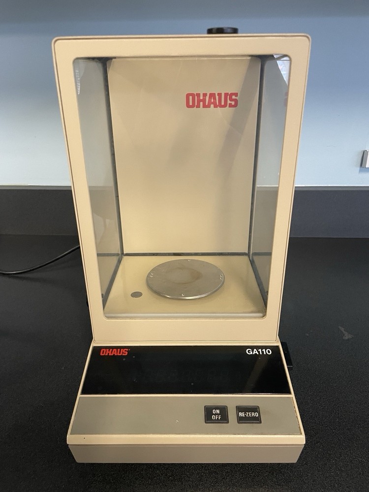 Vintage Ohaus Laboratory Lab Digital Scale, Model: GA 110 GA110