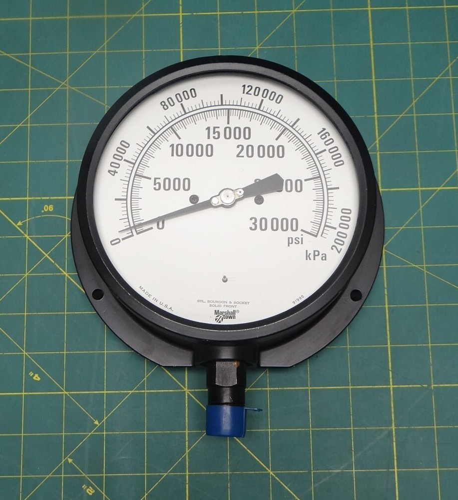 6″ Marshalltown Pressure Gauge 0-200,000 kPa 0-30,000 PSI Bottom 1/2″ NPT 91995