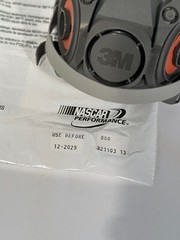 ONE (1) NEW 3M Particulate Respirators 6391 LARGE w/2091 Filters – 12/2025