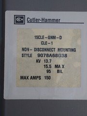 EATON CUTLER HAMMER 15CLE-GNM-D FUSE MOUNT HOLDER STYLE 9078A65G37