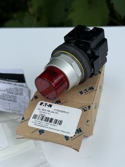Eaton HT8GBRV3 Illuminated Red Push Button 24V – New
