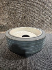 (QTY 1) Camso Solid Gray/White Ribbed Tire 5 Lug 16×5 5×115 94103112