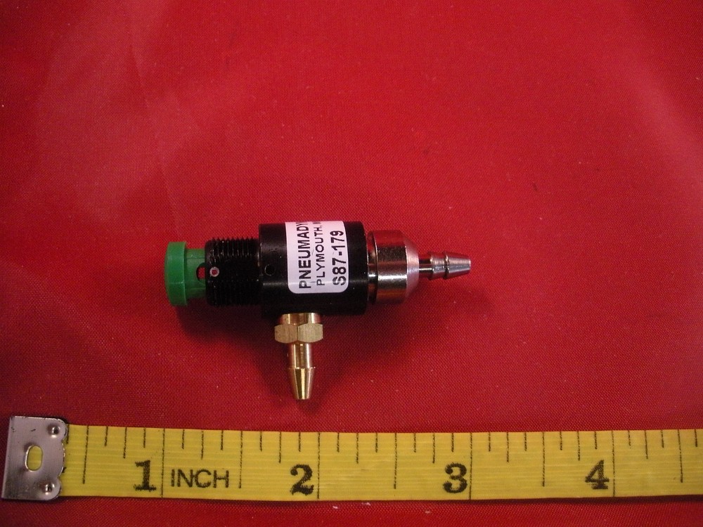 Pneumadyne S87-179 Pneumatic Air Valve 3-Way S87179 Nnb New