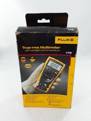 FLUKE 179-True-rms Multimeter, with backlight and temperature