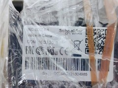 Schneider Electric Lexium BCH2LD0233CA5C Servo Motor (FREE SHIPPING)