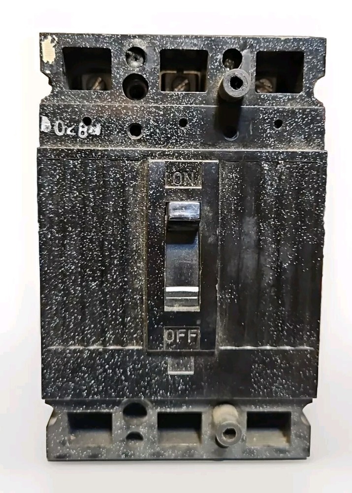 GE TED134C5015 General Electric 3 Pole Circuit Breaker 15AMP/480 VAC *FAST SHIP*