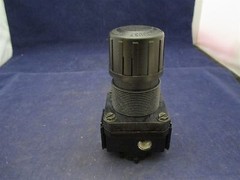 Arrow Pneumatics 9008 R352 Regulator new