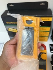 FLUKE 117/323KIT ELECTRICIANS COMBO KIT (NEW) SHIPS FAST MFD-2026