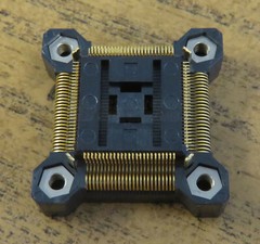 Yamaichi IC149-100-025-B5 100 0.5mm SMT Prototyping Socket QFP