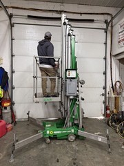 2016 GENIE AWP36S 36’ ELECTRIC PERSONNEL SCISSOR VERTICAL MAST MAN LIFT