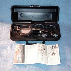 DYMO 1570 Label Maker w/Case 3 Wheels 2 Tape Rolls Premium 1500 Series NICE!