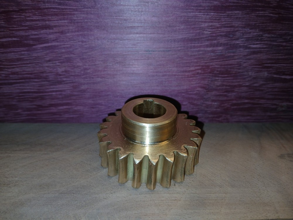 4 in x 6 in Metal Bandsaw Gear, Bronze/Machine Parts