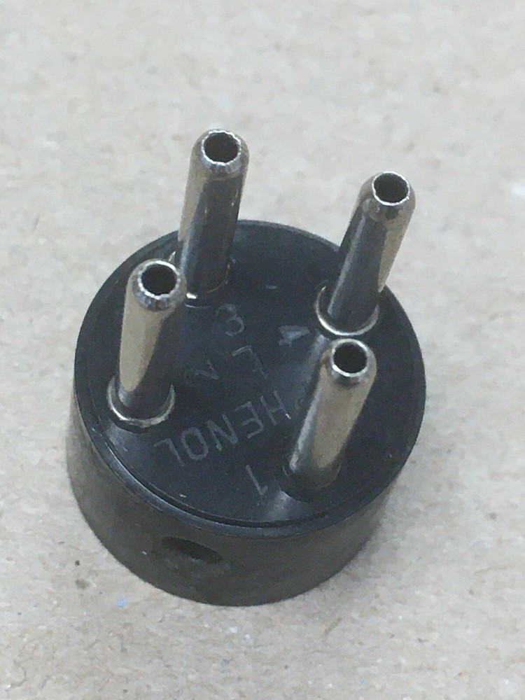Amphenol Wire Pro 91-MPM4L, 4 Pin Mini Plug Without shell, Old Stock, 1 Piece