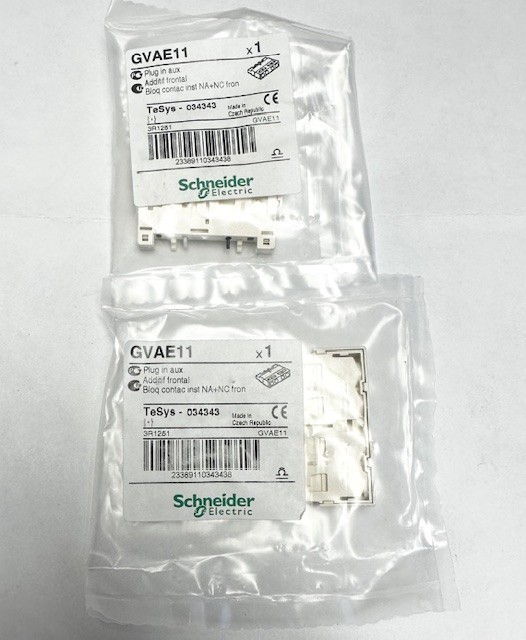 (2) Schneider Electric GVAE11 Plug In Auxiliary Contact Block, 250V