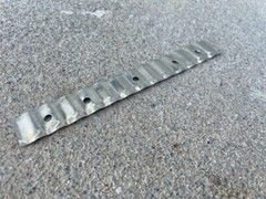 Sandbaggy Corrugated Brick Wall Tie – 22 Gauge Steel (7/8″ x 6-9/16″)
