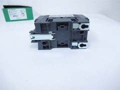 241244 New-No Box; Schneider LC1D50AG7 Contactor50A 440V 3P Coil 120VAC DINrail