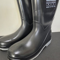 Dunlop Women’s/Men’s Rubber Boot, Steel Toe, 16″ Height, Black, Size M-6 W-8