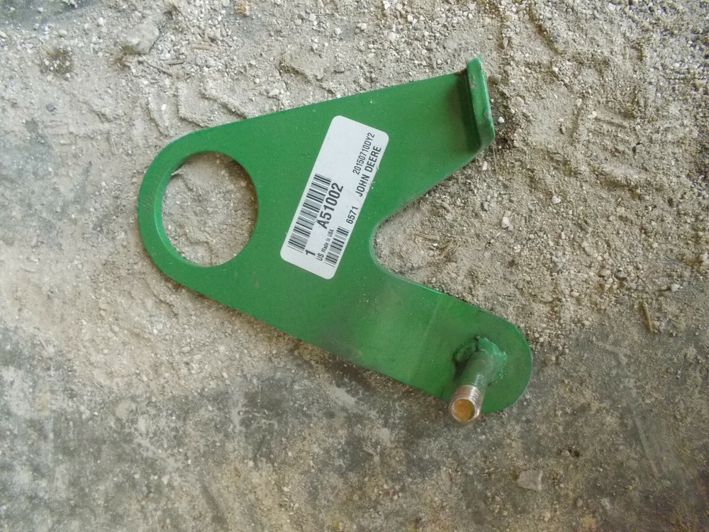 JD John Deere utility tractor arm A51002