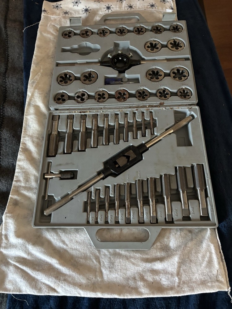 Tap And I Set 1/4 32 To Six X 0.75 Millimeters To 1 Inch-8nc And 24 X 3.0 MM