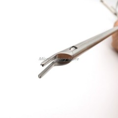 Φ10 x 330 mm Laparoscopic Titanium Single Action Clip Applicator For LT300 LT400