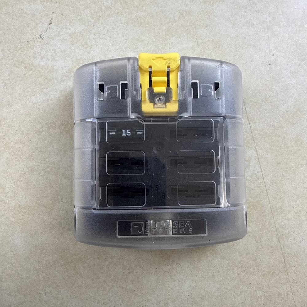 Blue Sea Systems 5025 ST Blade Fuse Block – 6 Circuits with Negative Bus 240