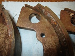 JOHN DEERE 316 318 330 332 420 TRACTOR REAR BRAKE SHOES (4) AM116982 $455+ JD