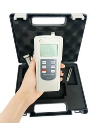 Digital Vibration Tester with Measurement Range Acceleration 0.1~400.0 m/s² Peak